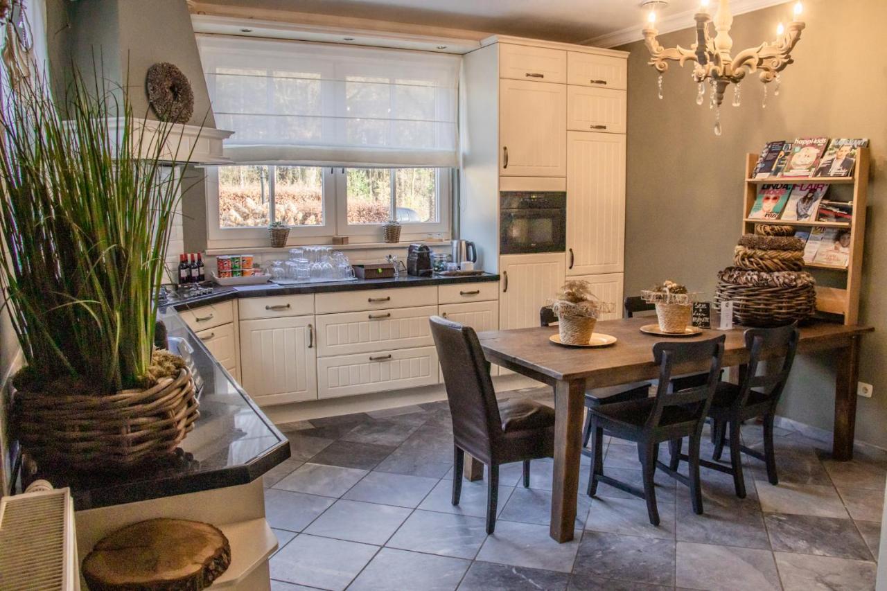 Landhuis Hotel De Hilkensberg Broekhuizen  Kültér fotó